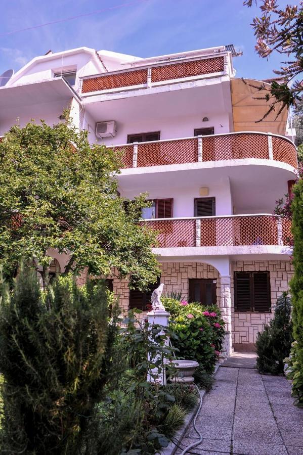 Vila Mila Петровац Экстерьер фото